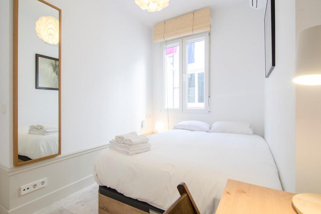Valverde Apartment Madrid Buitenkant foto