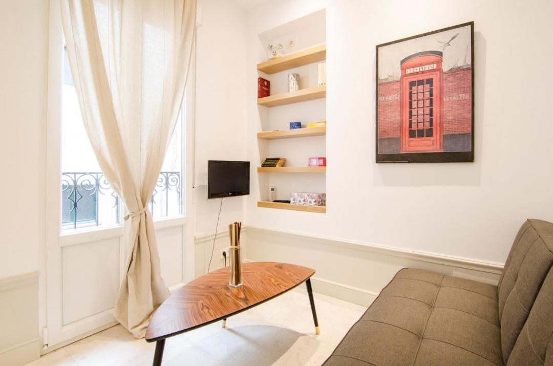 Valverde Apartment Madrid Buitenkant foto
